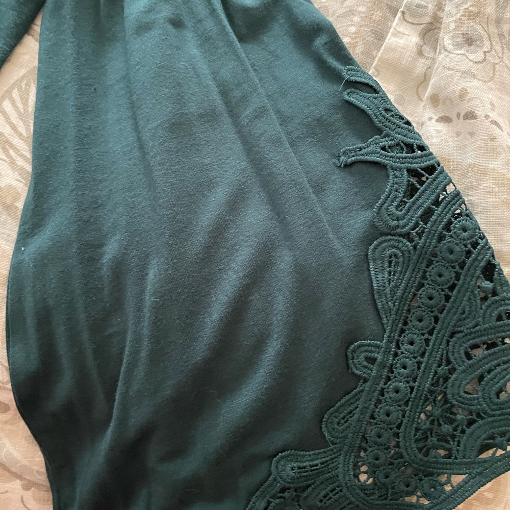 Venus cold shoulder top